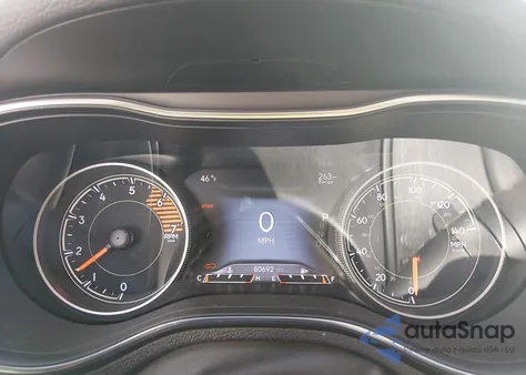 2019 Jeep Cherokee Limited 4X4 z USA, uszkodzony, nr VIN 1C4PJMDN9KD212111